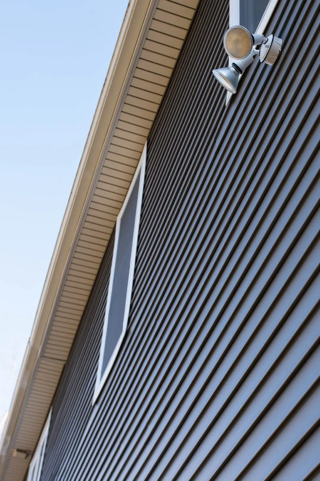 Vinyl siding cleaning